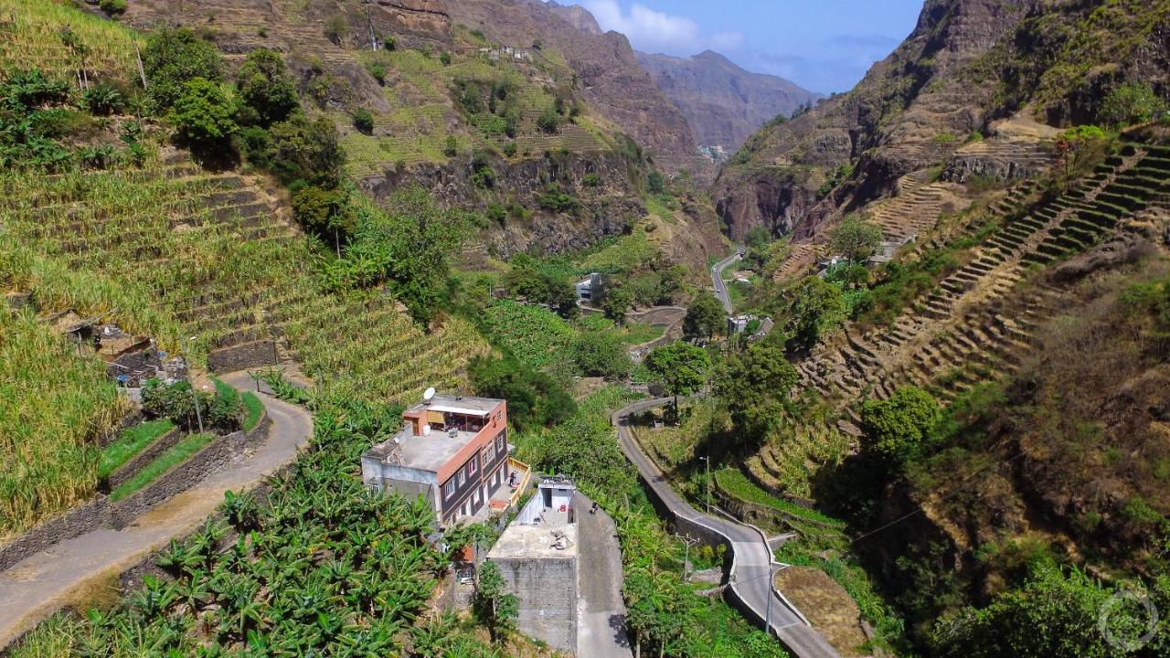 Bed and Breakfast casa xoxo Ribeira Grande Exterior foto